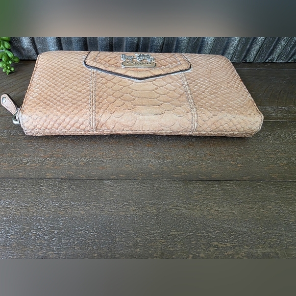 Coach Ashley Snake Embossed Tan Leather Zip Around Wallet - Picture 4 of 5